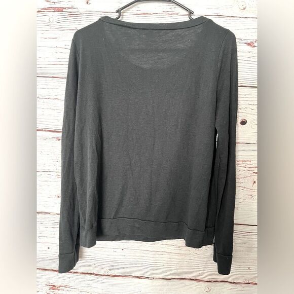 Victoria’s Secret Black Long Sleeve Top - Picture 2 of 3